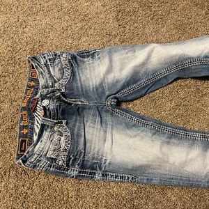 Rock Revival cut off into Capri